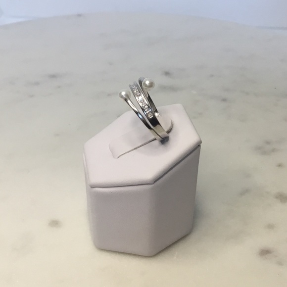 Sterling Silver Cz & Simulated Pearl Ring - Picture 10 of 15